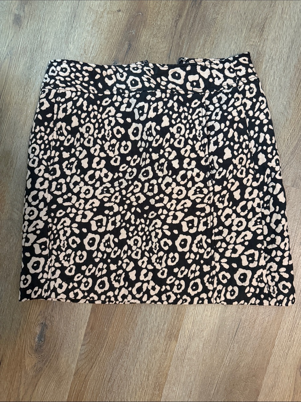 The LOFT Brown and Cream Leopard Print Women’s Skirt